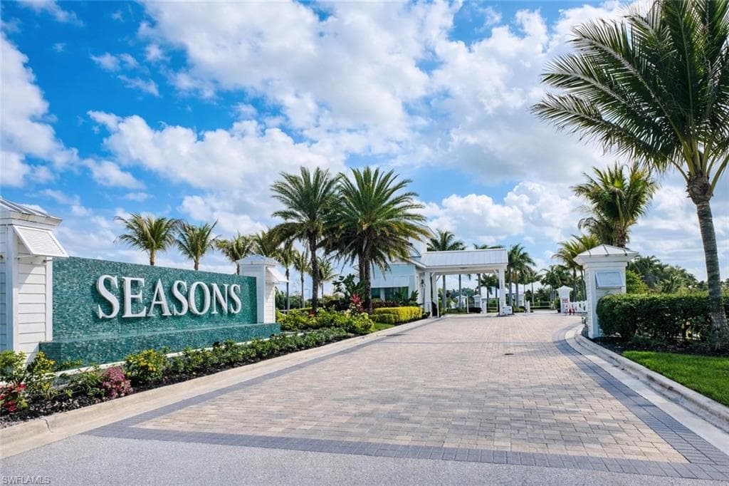 28442 Captiva Shell LOOP BONITA SPRINGS, FL 34135
