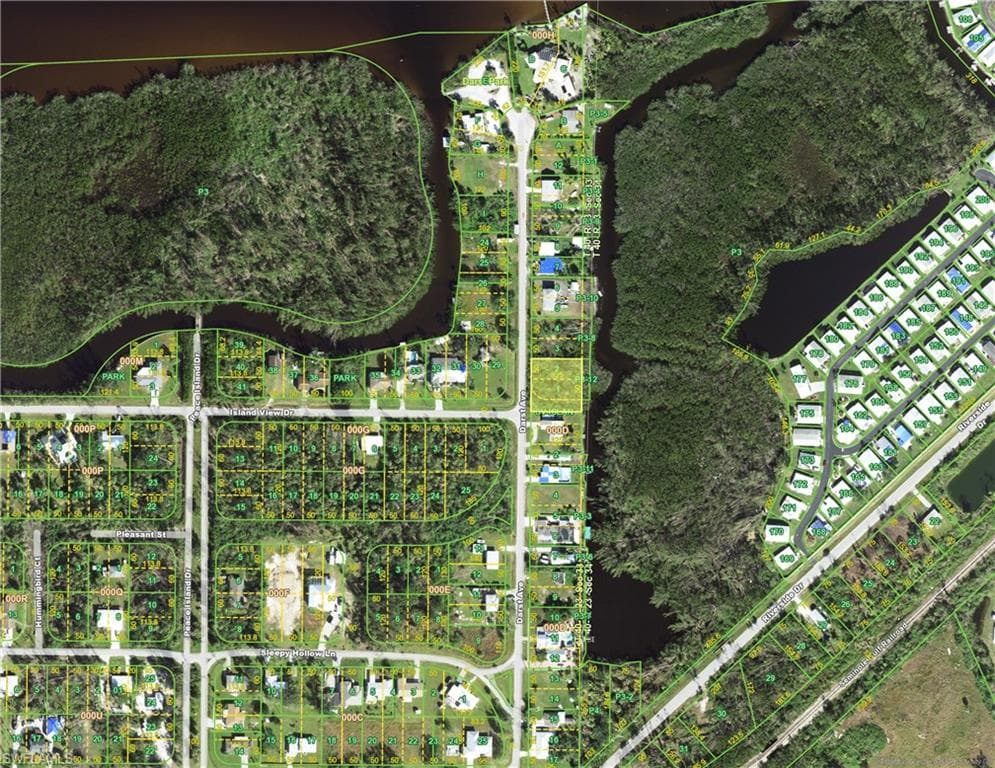 400 Darst AVE PUNTA GORDA, FL 33950