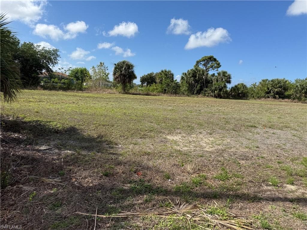 2114 NE 26th ST CAPE CORAL, FL 33909
