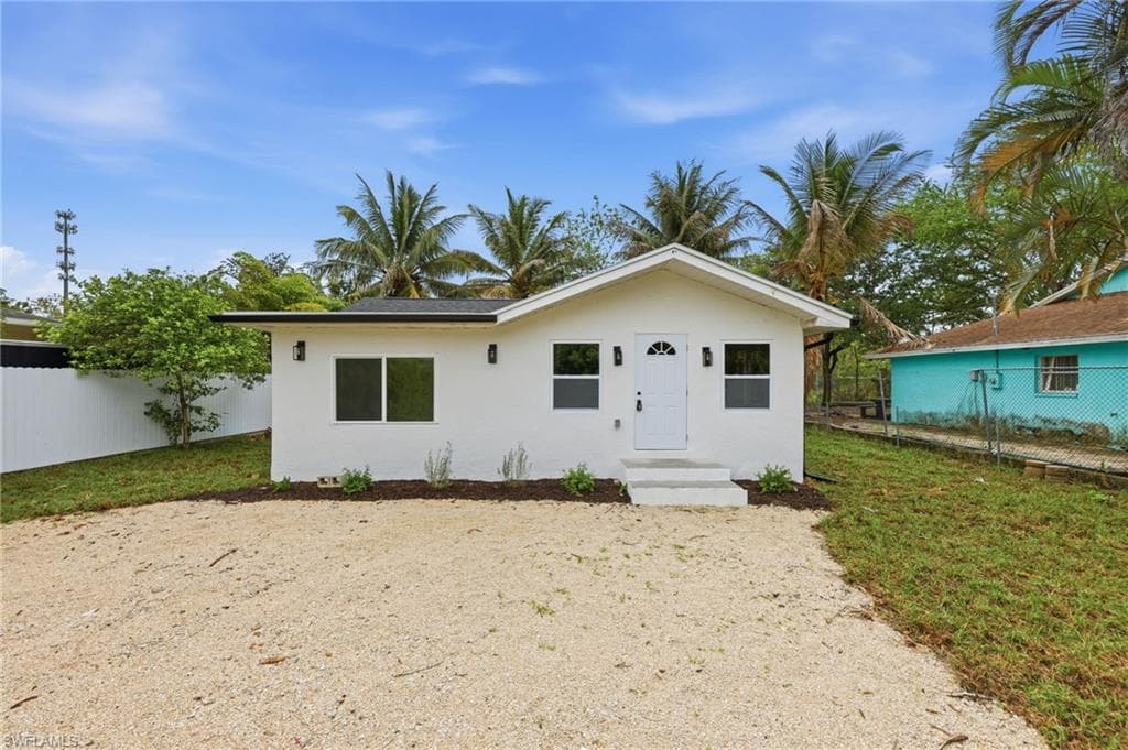 5344 Texas AVE NAPLES, FL 34113