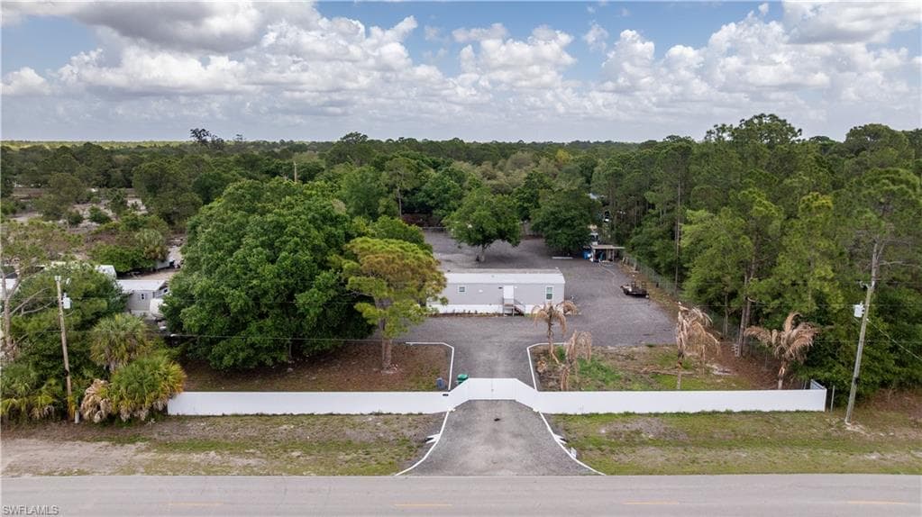 135 N Hacienda ST CLEWISTON, FL 33440