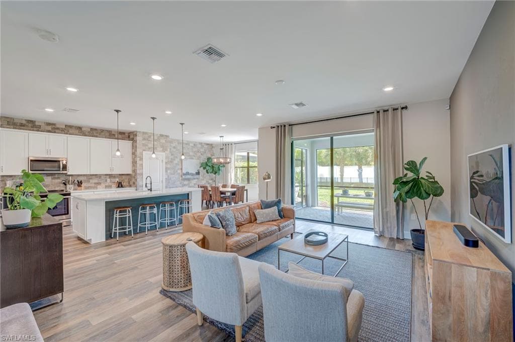 9391 Bramley TER FORT MYERS, FL 33967