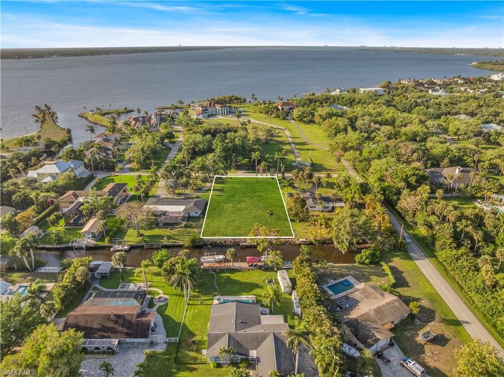62 Wolcott DR NORTH FORT MYERS, FL 33903