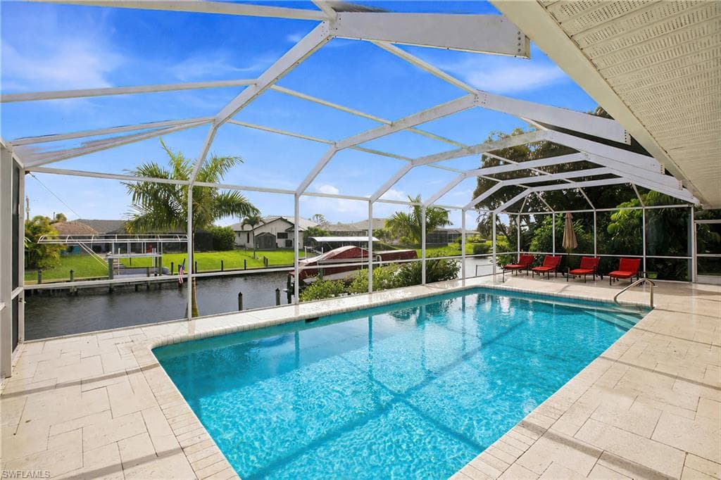 1506 SE 21st TER CAPE CORAL, FL 33990