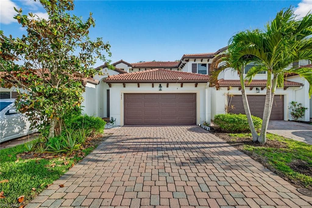 7845 Bristol CIR NAPLES, FL 34120