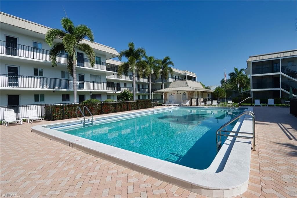 766 Central AVE 119 NAPLES, FL 34102
