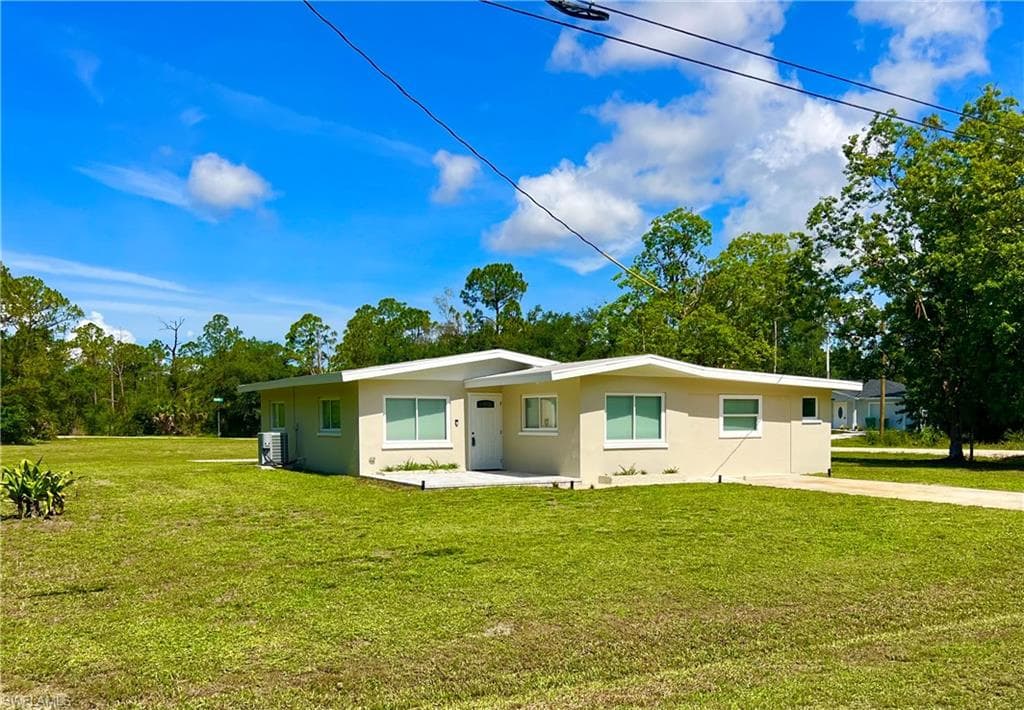 13097 MIZELL AVE PUNTA GORDA, FL 33955