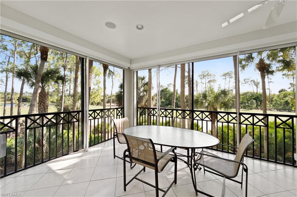 2658 Bolero DR 9-2 NAPLES, FL 34109