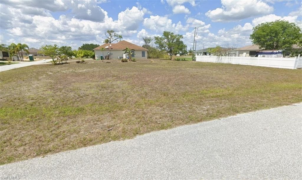 2003 7th AVE CAPE CORAL, FL 33909