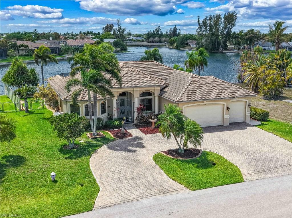 506 SE 24th ST CAPE CORAL, FL 33990
