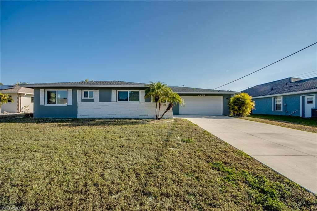 4425 SE 13th AVE CAPE CORAL, FL 33904