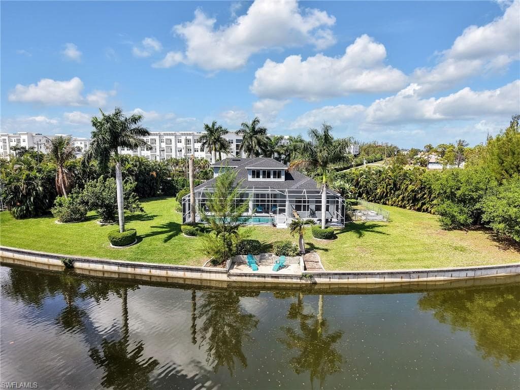 2301 SW 21st AVE CAPE CORAL, FL 33991