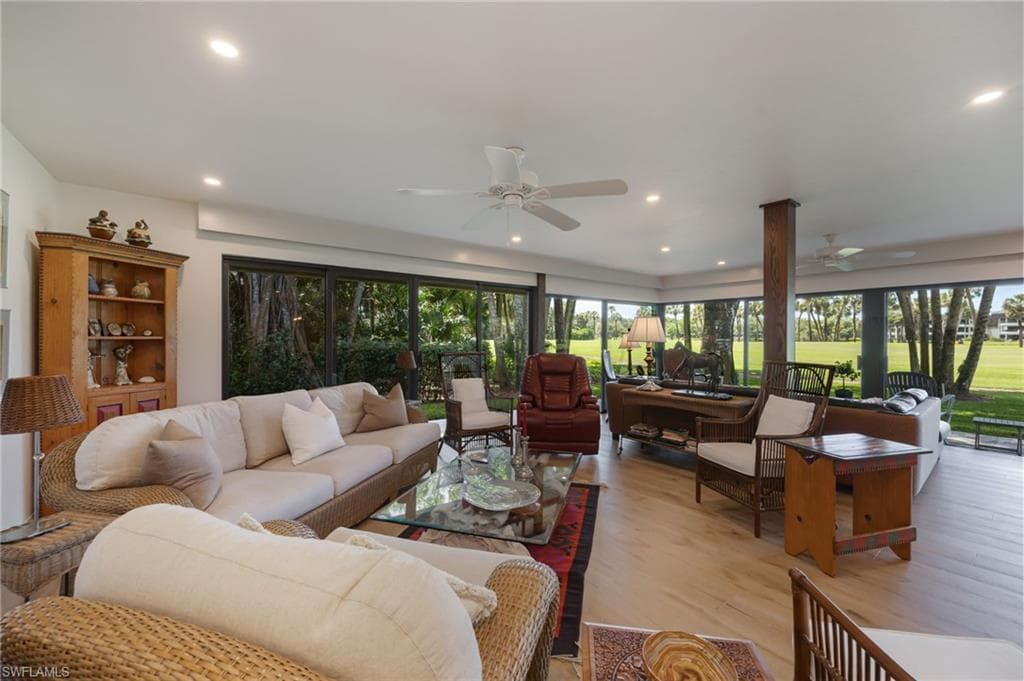 106 Wilderness DR 134 NAPLES, FL 34105