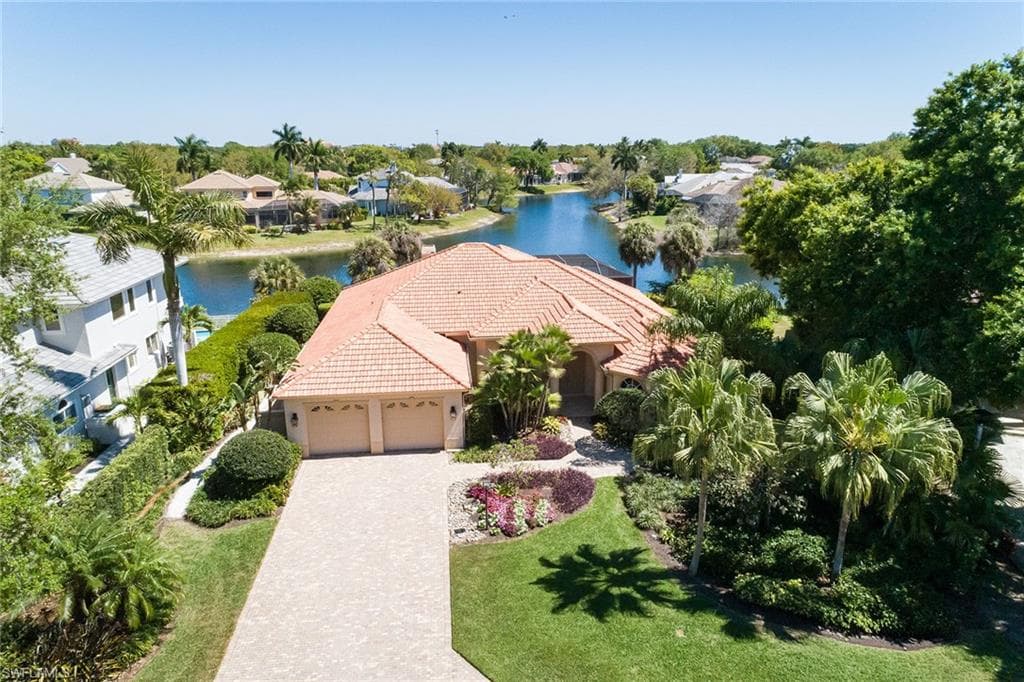 7565 Cordoba CIR NAPLES, FL 34109
