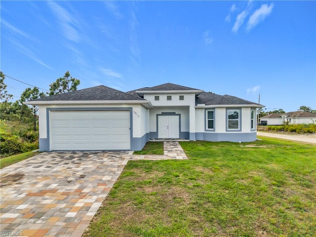 2815 Karen AVE N LEHIGH ACRES, FL 33971