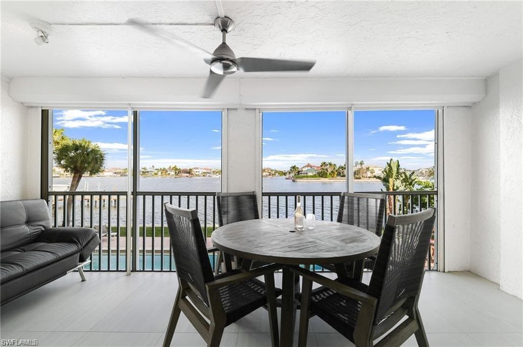 9486 Gulf Shore DR A101 NAPLES, FL 34108