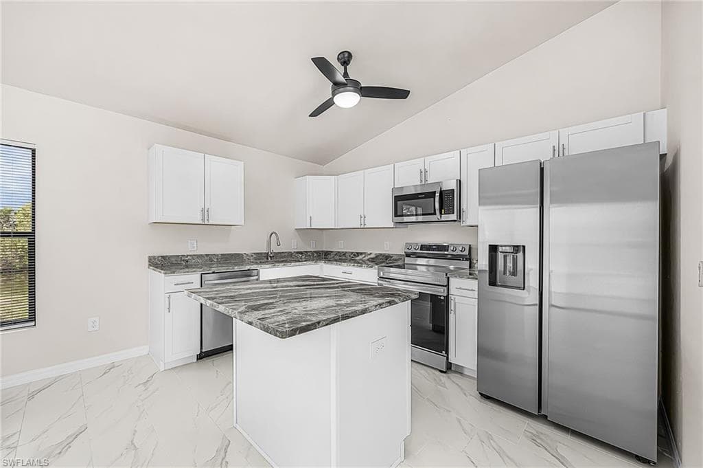 124 NE 15th TER CAPE CORAL, FL 33909