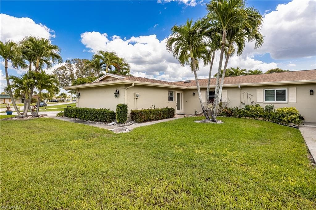 1460 Tredegar DR FORT MYERS, FL 33919