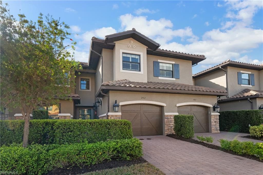 9672 Montelanico LOOP 202 NAPLES, FL 34119