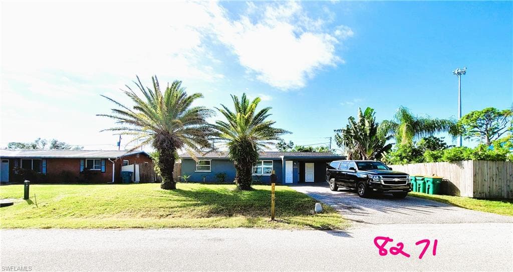 8271 Pelican RD ENGLEWOOD, FL 34224