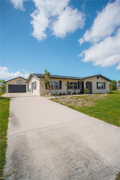 549 Lakemont AVE NW PORT CHARLOTTE, FL 33952