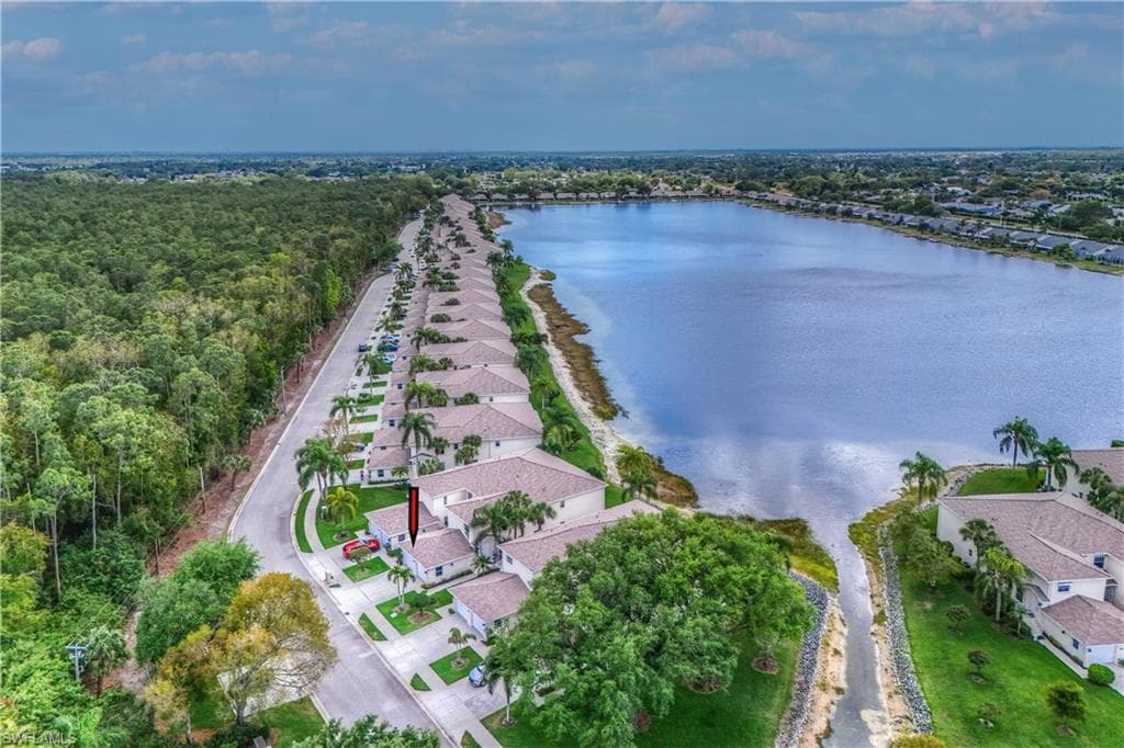 3490 Crown Pointe BLVD 102 NAPLES, FL 34112