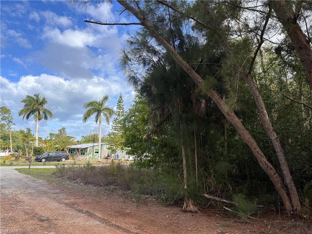7342 Sundiet BLVD BOKEELIA, FL 33922
