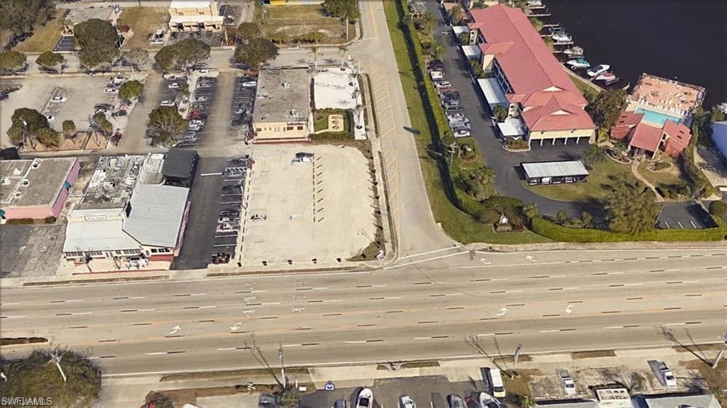 1725, 1727, 1729 Cape Coral PKWY E CAPE CORAL, FL 33904