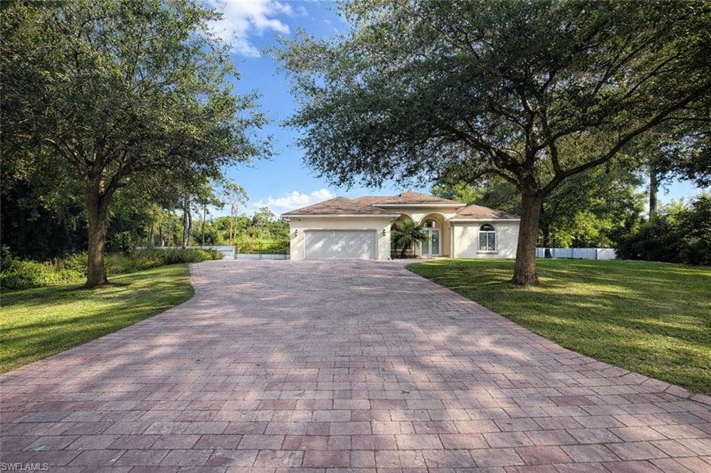504 Highland AVE LEHIGH ACRES, FL 33972