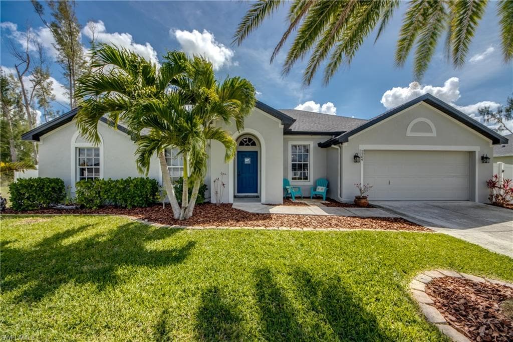 2209 NW 2nd PL CAPE CORAL, FL 33993