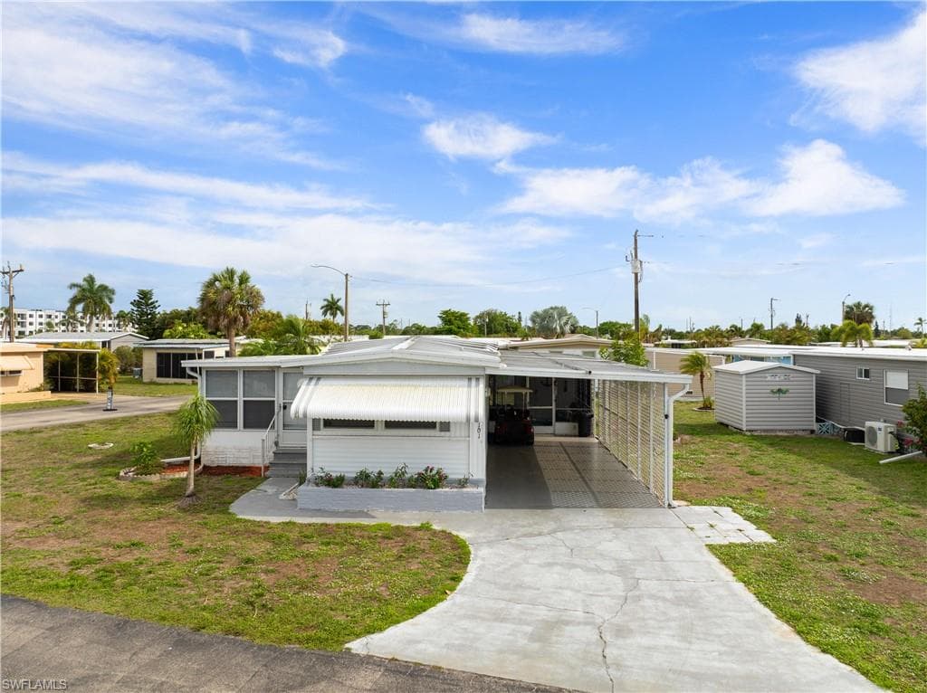 3101 Venus LN NORTH FORT MYERS, FL 33903
