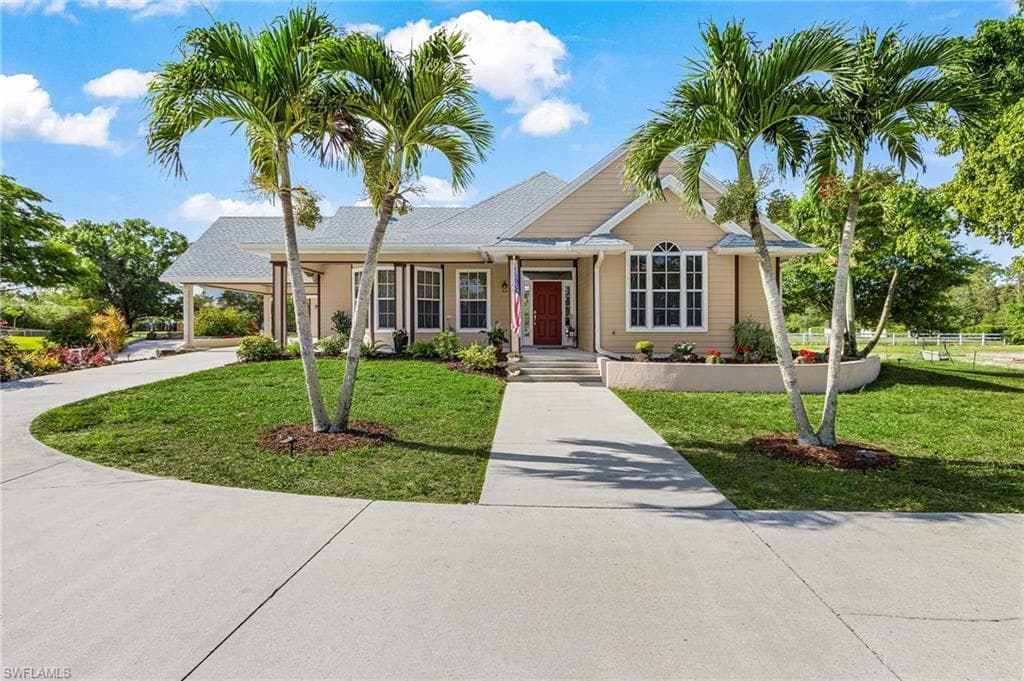 8930 Penzance BLVD FORT MYERS, FL 33912