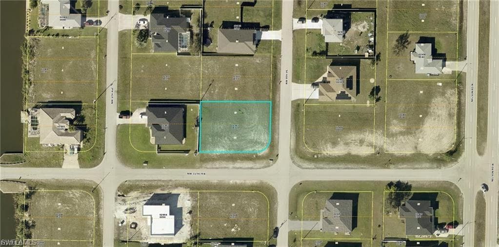 1112 NW 8th PL CAPE CORAL, FL 33993