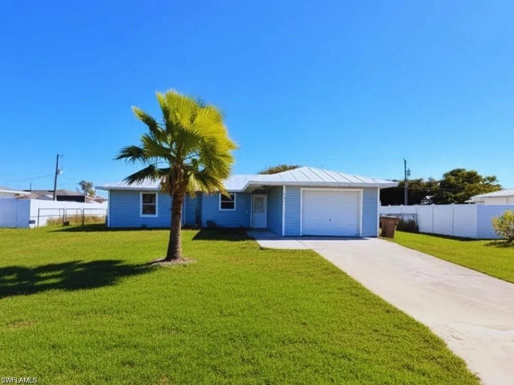419 16th PL CAPE CORAL, FL 33909