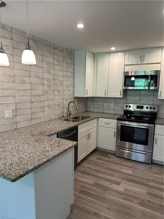 3120 Seasons WAY 309 ESTERO, FL 33928