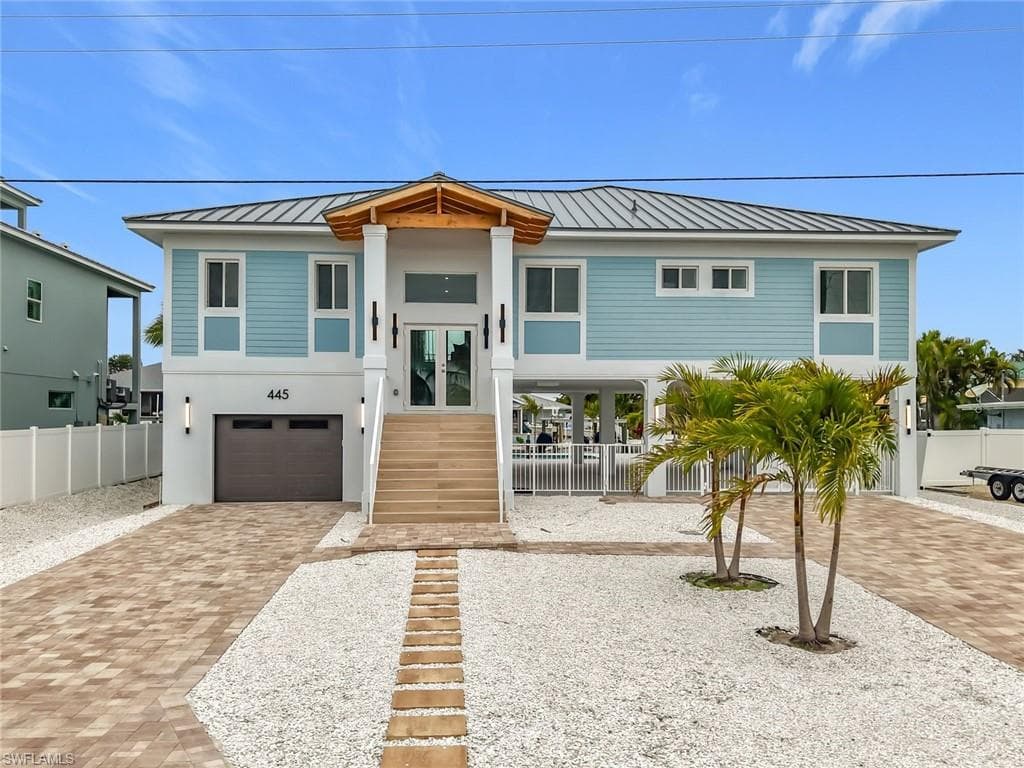 445 Madison CT FORT MYERS BEACH, FL 33931