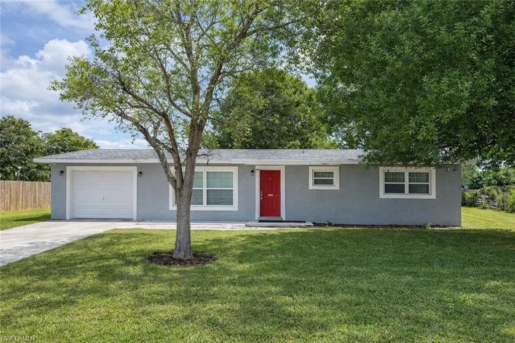 110 Texas RD LEHIGH ACRES, FL 33936