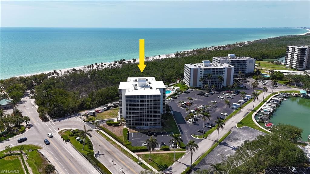1 Bluebill AVE 711 NAPLES, FL 34108