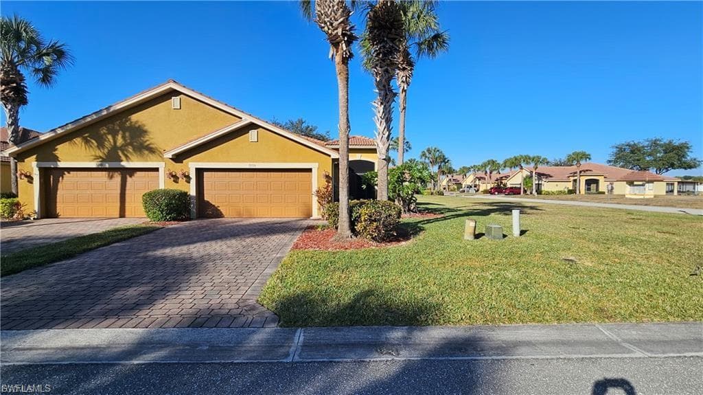 9224 Aegean CIR LEHIGH ACRES, FL 33936