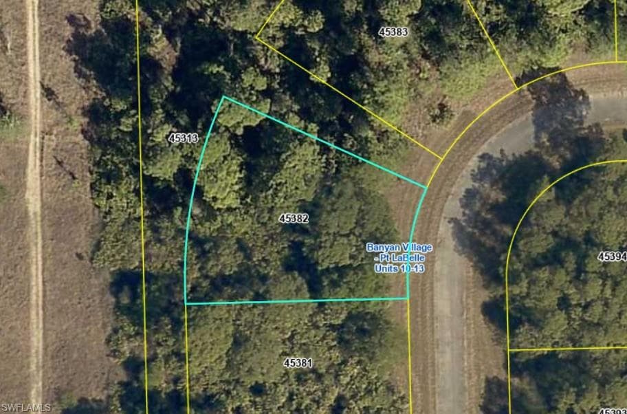 908 Quinton DR LABELLE, FL 33935