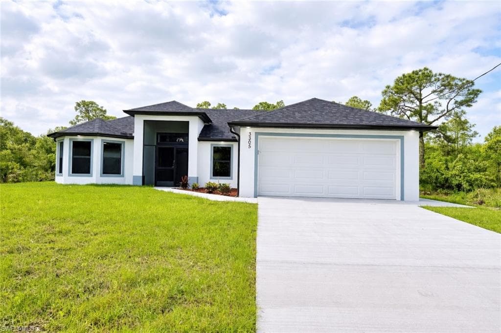 3305 39th ST W LEHIGH ACRES, FL 33971