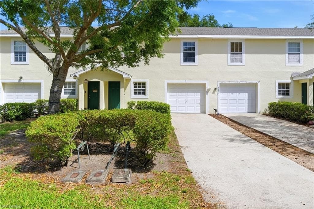5257 Leeds RD FORT MYERS, FL 33907
