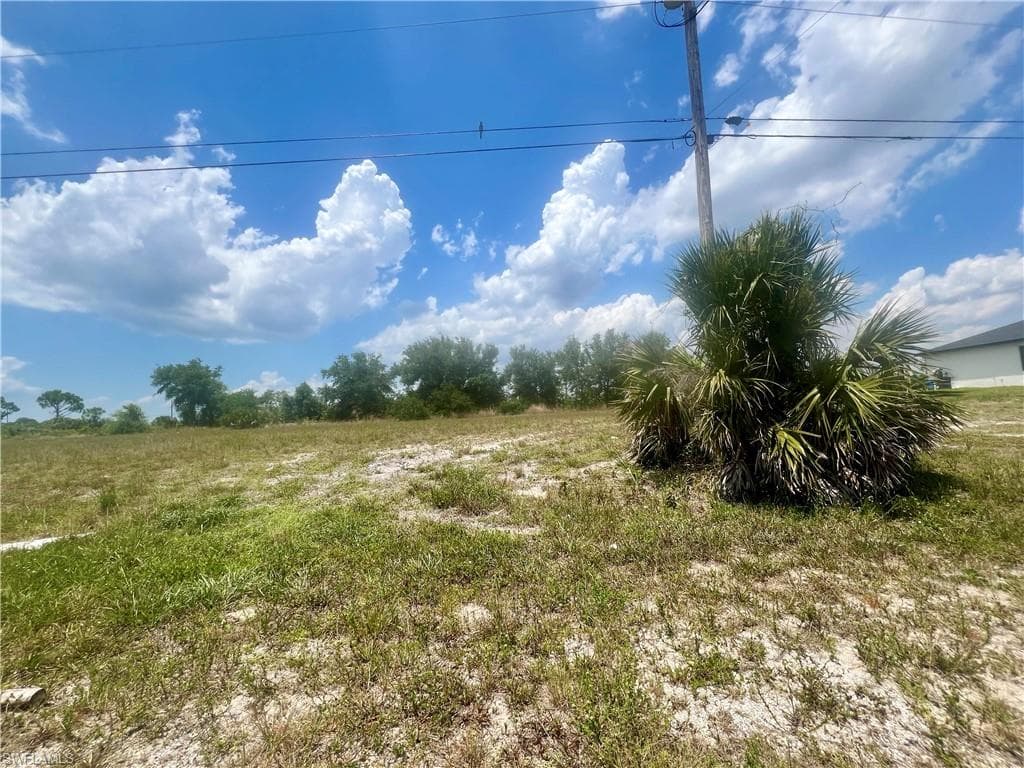 1623 NW 26th ST CAPE CORAL, FL 33993