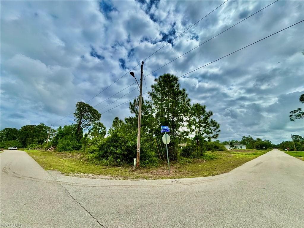 519 Osage AVE S LEE, FL 33974