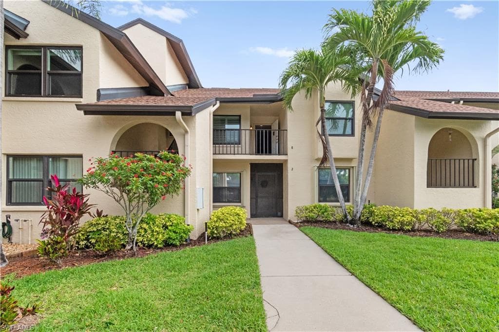 8595 Charter Club CIR 8 FORT MYERS, FL 33919