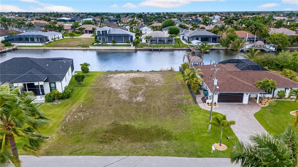 2856 SW 26th PL CAPE CORAL, FL 33914