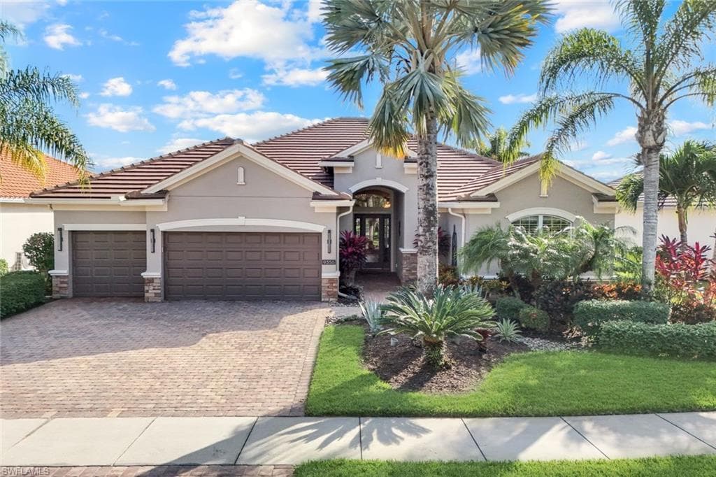 9356 Slate CT NAPLES, FL 34120