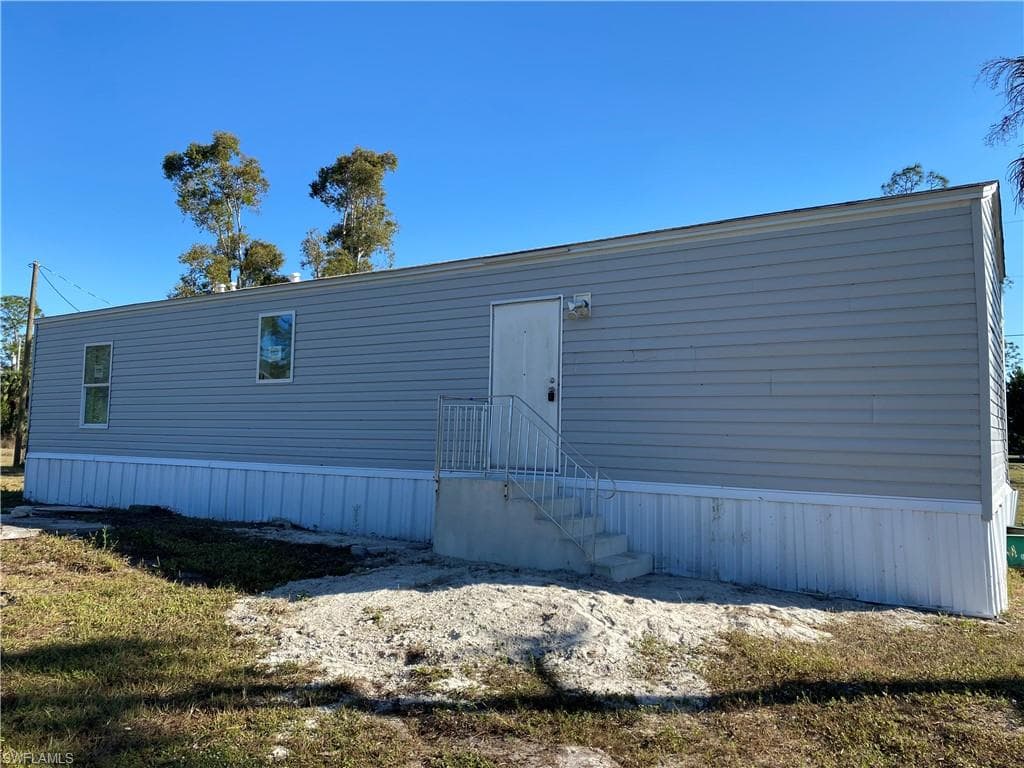 8086 Heck DR 17 NORTH FORT MYERS, FL 33917