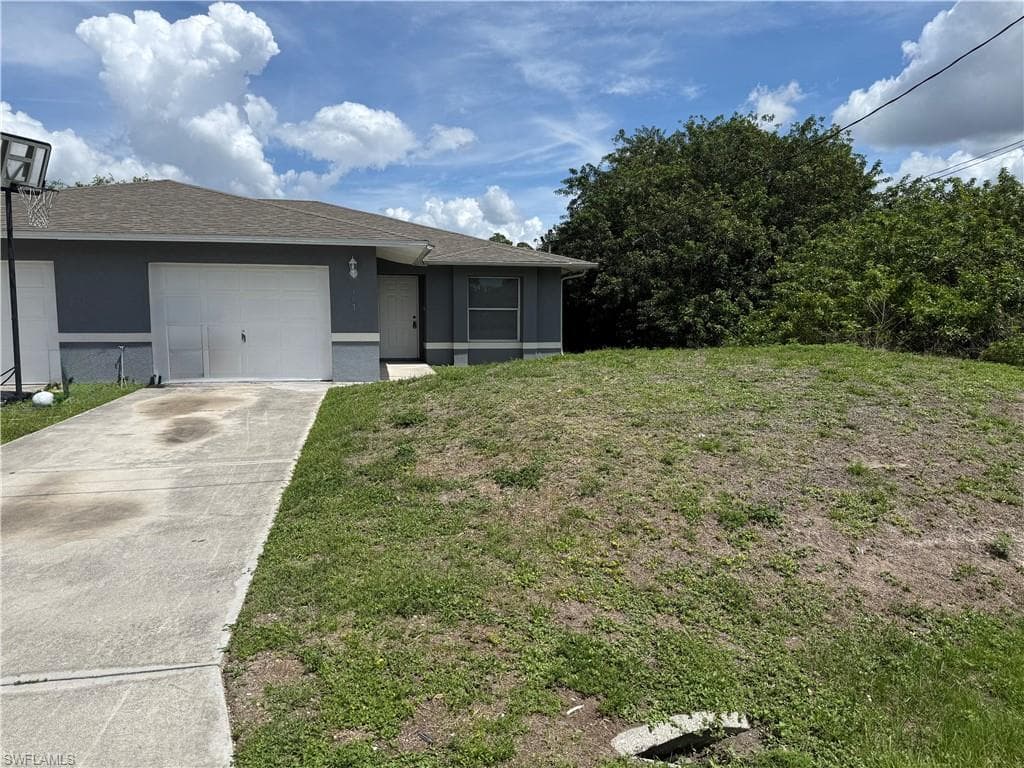 107 Harold AVE S LEHIGH ACRES, FL 33973