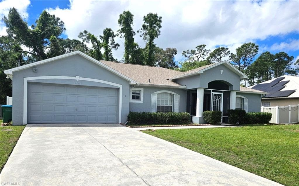 1702 NE 33rd ST CAPE CORAL, FL 33909